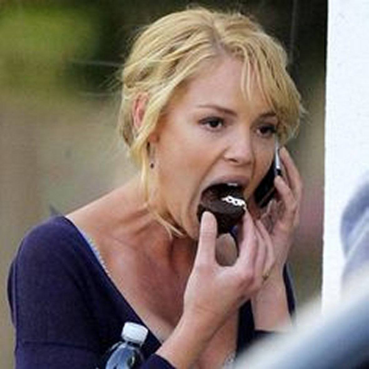 13 Celebrity Chocoholics Caught in the Act - Page 2 of 13 - Fame Focus